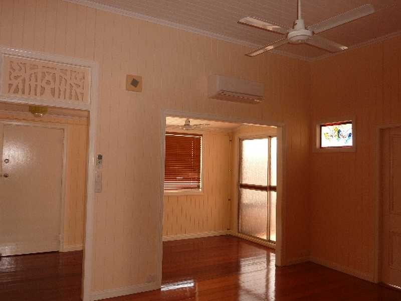 12 Newtown Street, East Ipswich QLD 4305