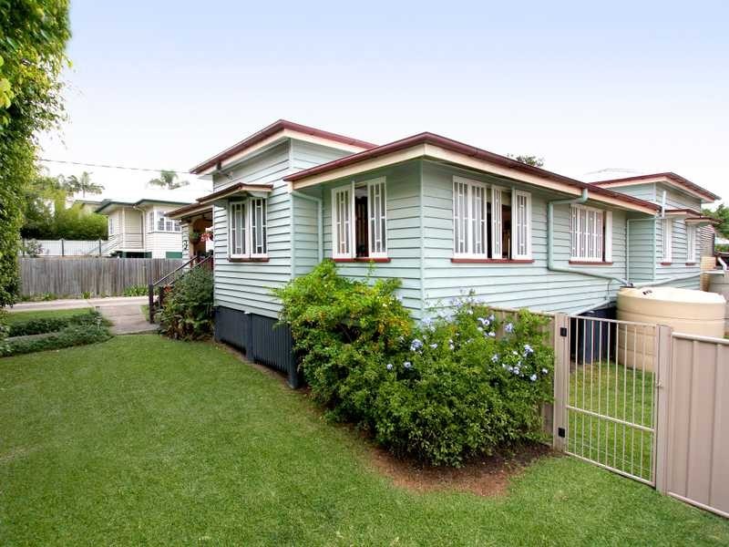19 Joffre Street, Booval QLD 4304