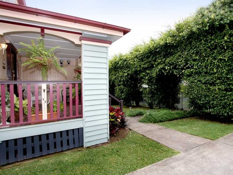 19 Joffre Street, Booval QLD 4304