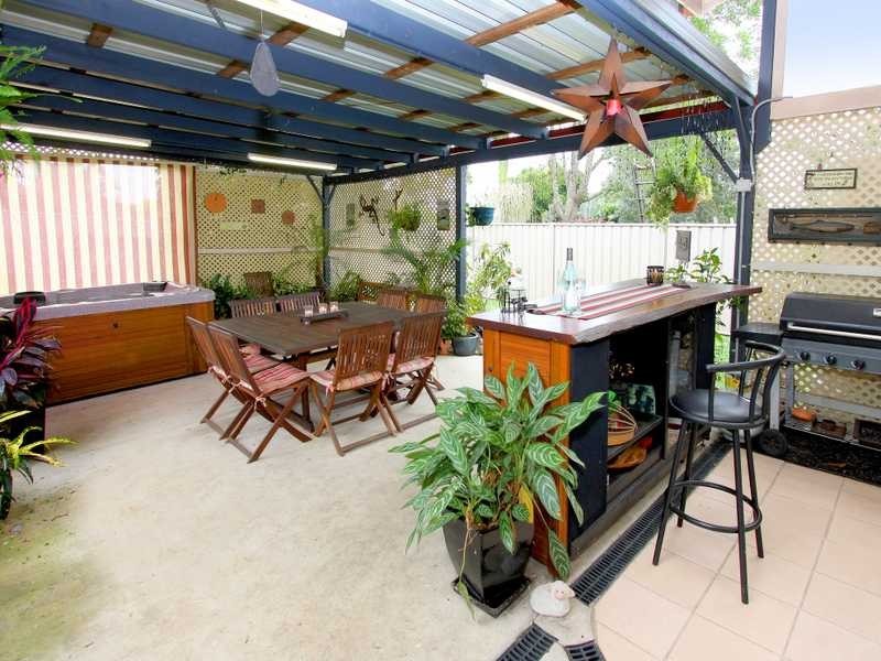 19 Joffre Street, Booval QLD 4304
