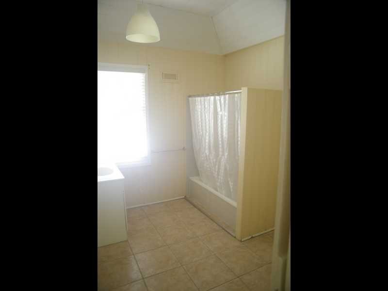 31 Thomas Street, Blackstone QLD 4304