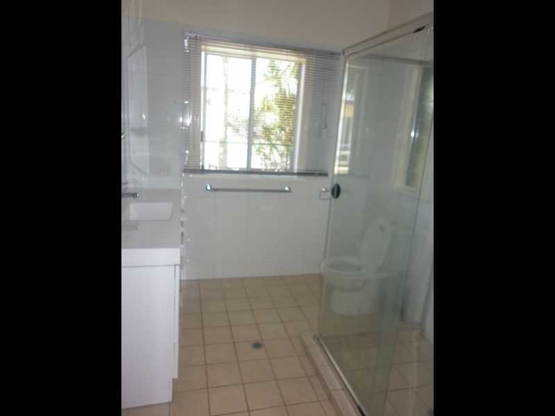 Unit 1/27 Merrell Street, North Booval QLD 4304
