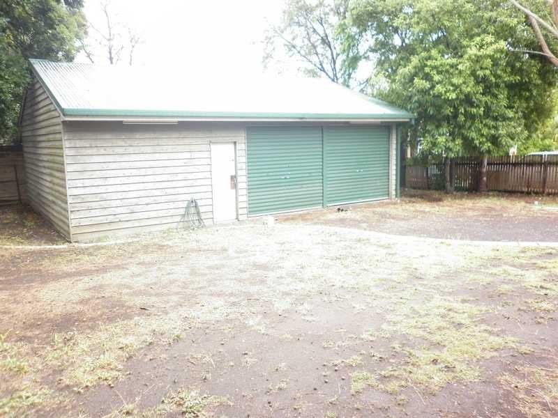 17 Cook Street, East Ipswich QLD 4305