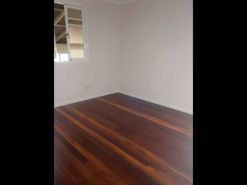 10 King Street, Dinmore QLD 4303