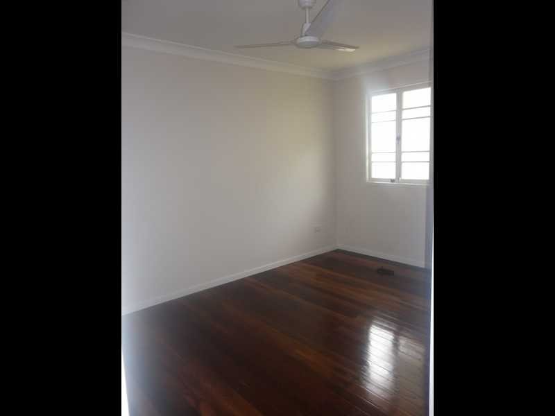 10 King Street, Dinmore QLD 4303