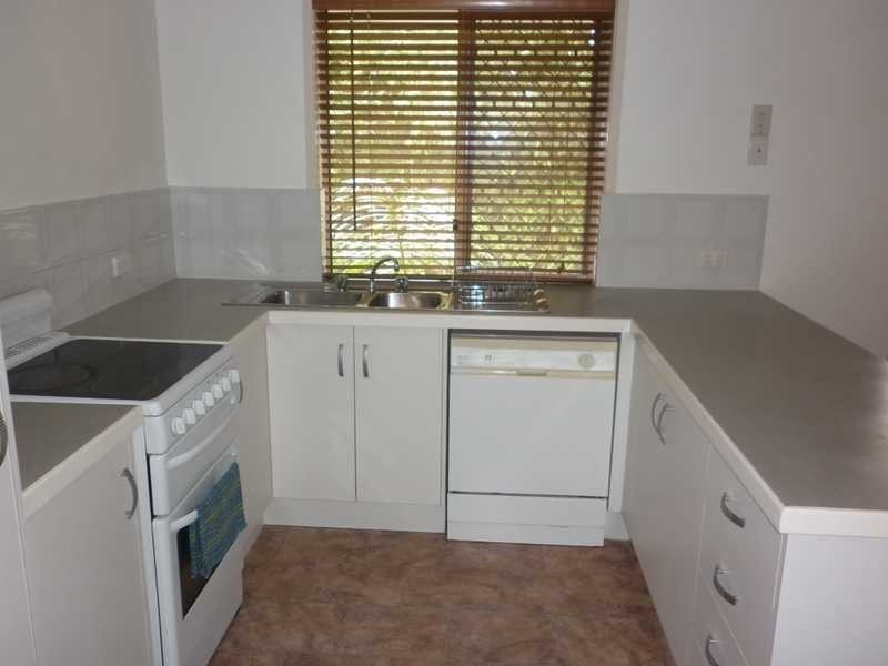 2/28 Cameron Street, Redbank Plains QLD 4301