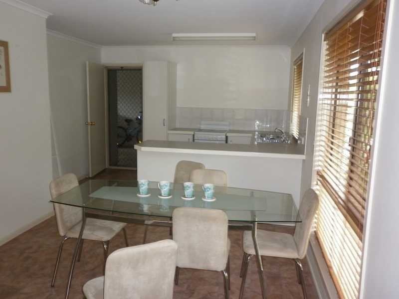 2/28 Cameron Street, Redbank Plains QLD 4301