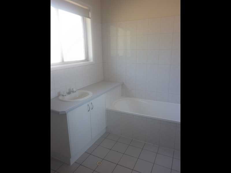 3/13 Bridge Street, Redbank Plains QLD 4301