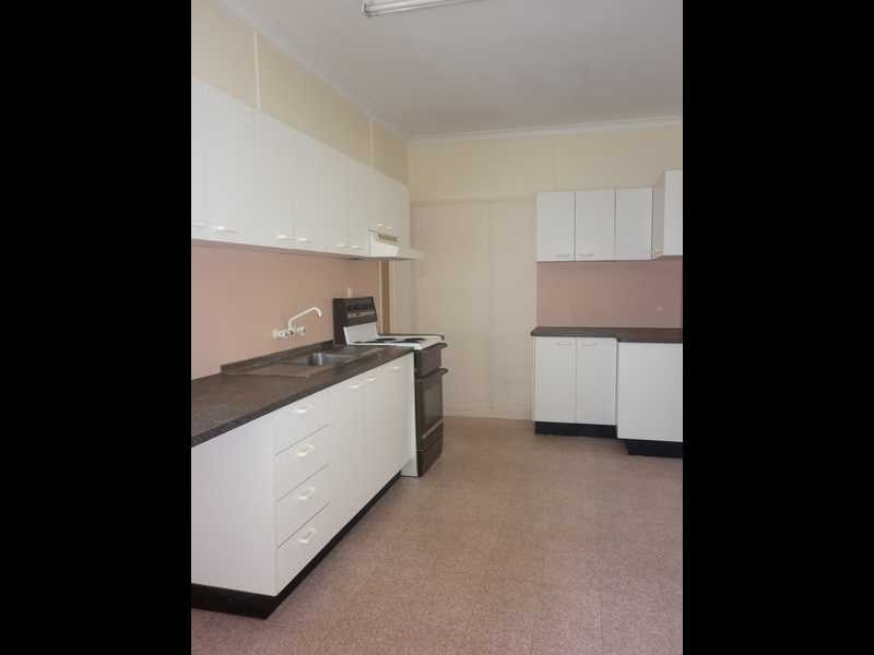 118 Chermside Road, East Ipswich QLD 4305