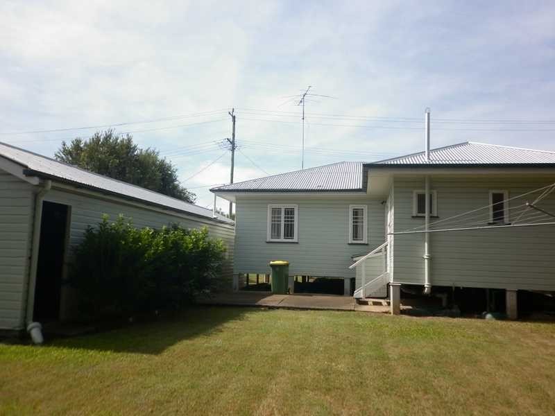 118 Chermside Road, East Ipswich QLD 4305