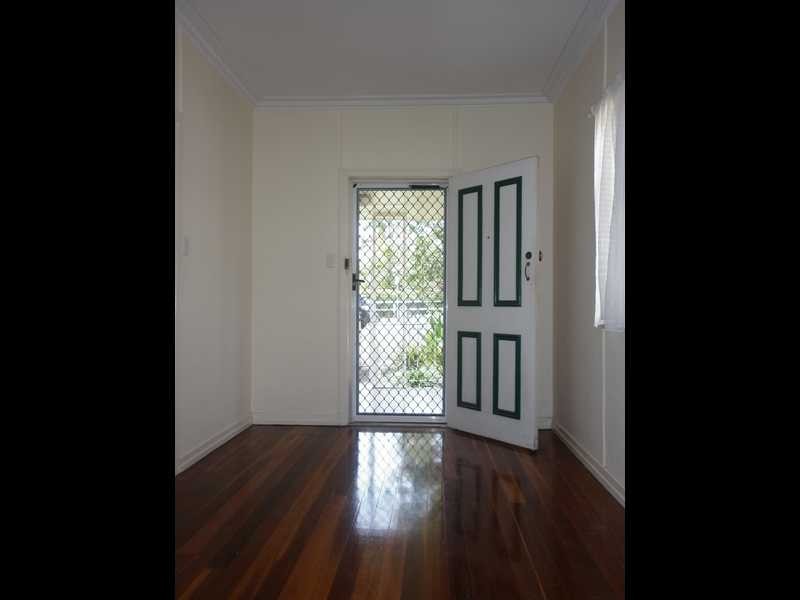 118 Chermside Road, East Ipswich QLD 4305