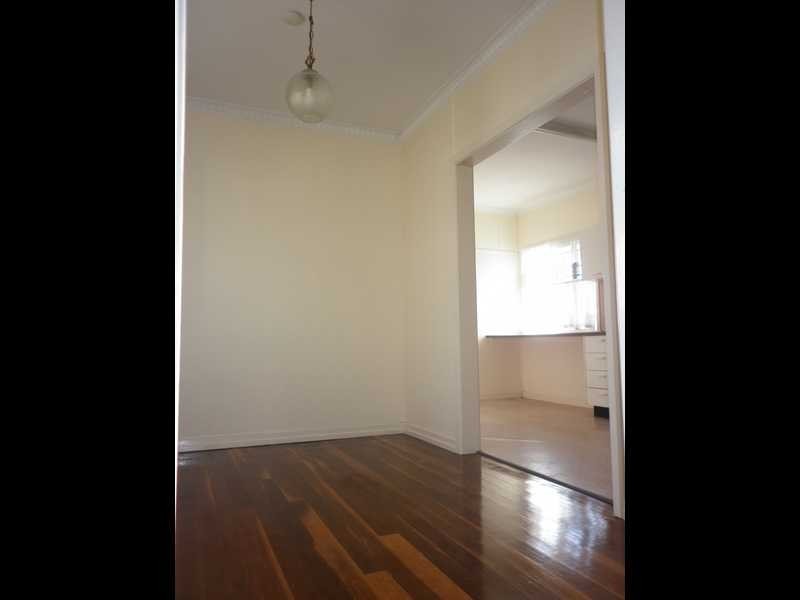 118 Chermside Road, East Ipswich QLD 4305
