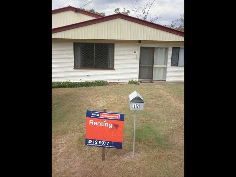 17 Greasley Street, Tivoli QLD 4305