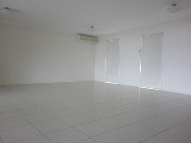 21 Sandhurst Place, Brassall QLD 4305