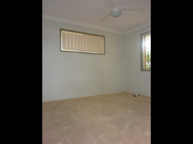 2/18 Mark Court, Raceview QLD 4305