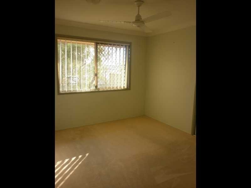 2/18 Mark Court, Raceview QLD 4305