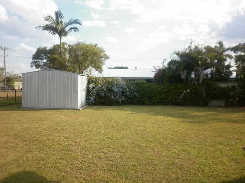 2/18 Mark Court, Raceview QLD 4305