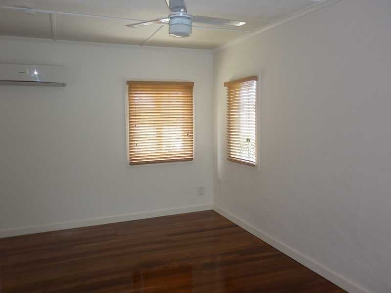 39 Selwyn Street, North Booval QLD 4304