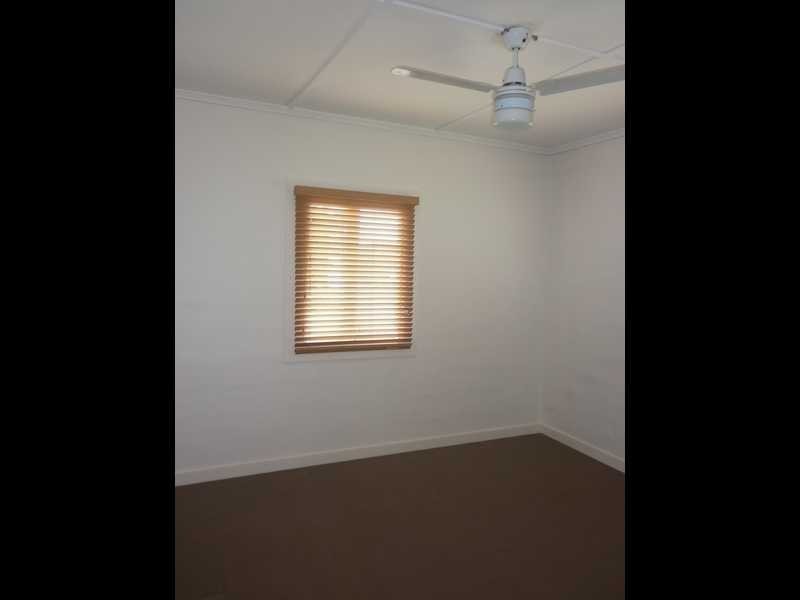 39 Selwyn Street, North Booval QLD 4304