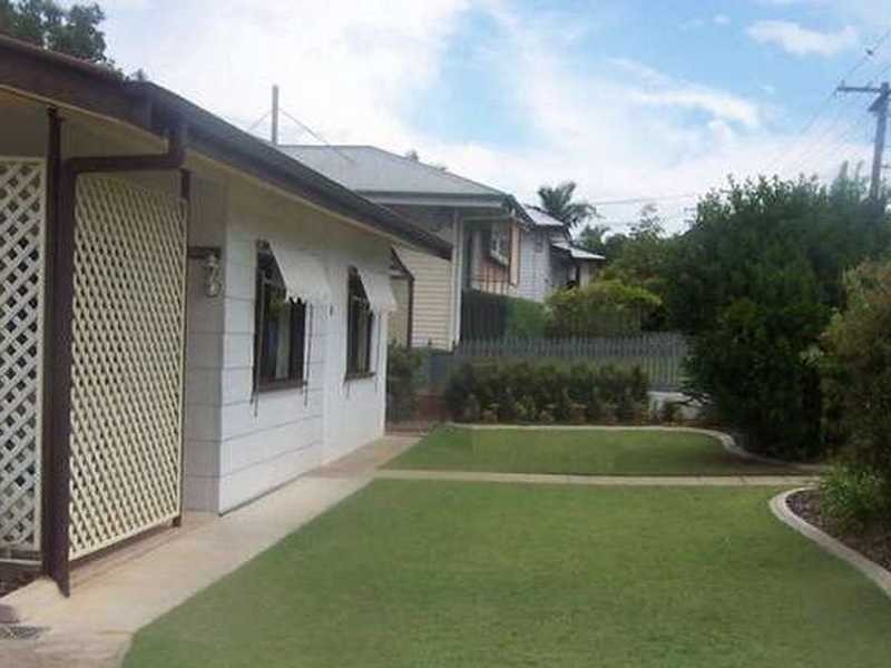 8 Theodore Street, Brassall QLD 4305
