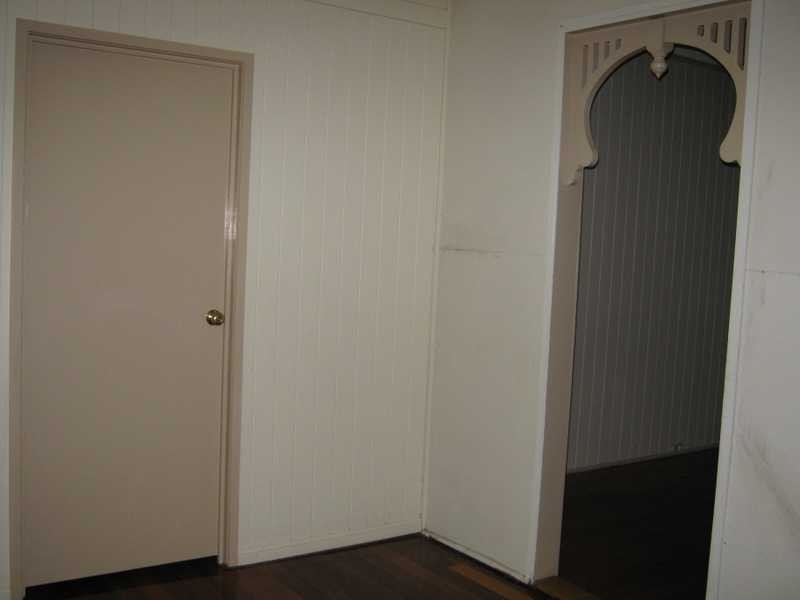 2 Spring Street, East Ipswich QLD 4305