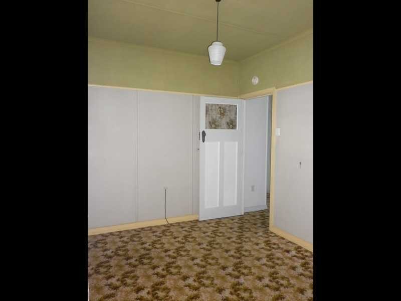 9 Idolwood Street, Eastern Heights QLD 4305