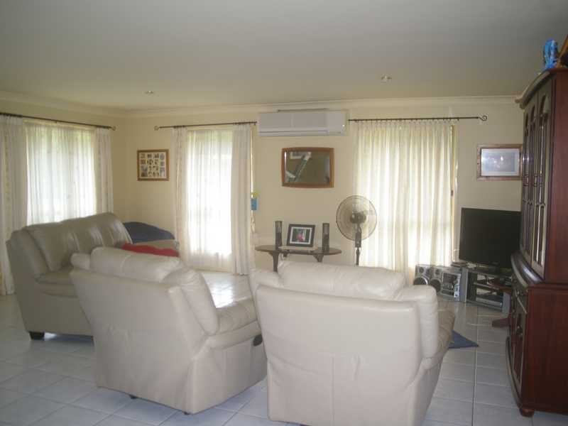 32 Andrew Street, Bundamba QLD 4304