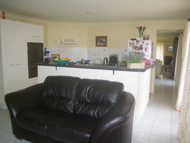 32 Andrew Street, Bundamba QLD 4304