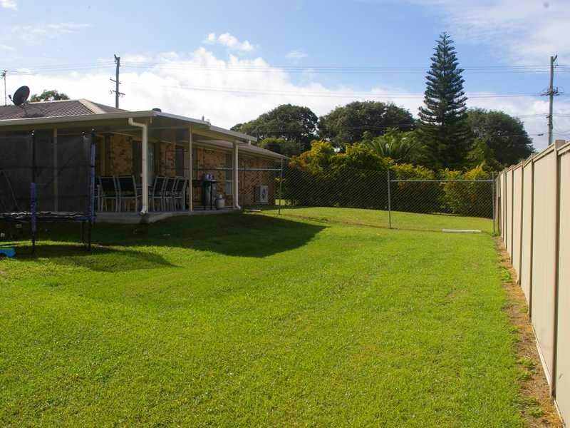 32 Andrew Street, Bundamba QLD 4304