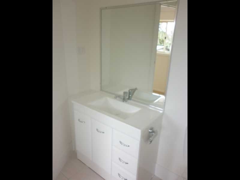 1/23 Ronald Street, Bundamba QLD 4304