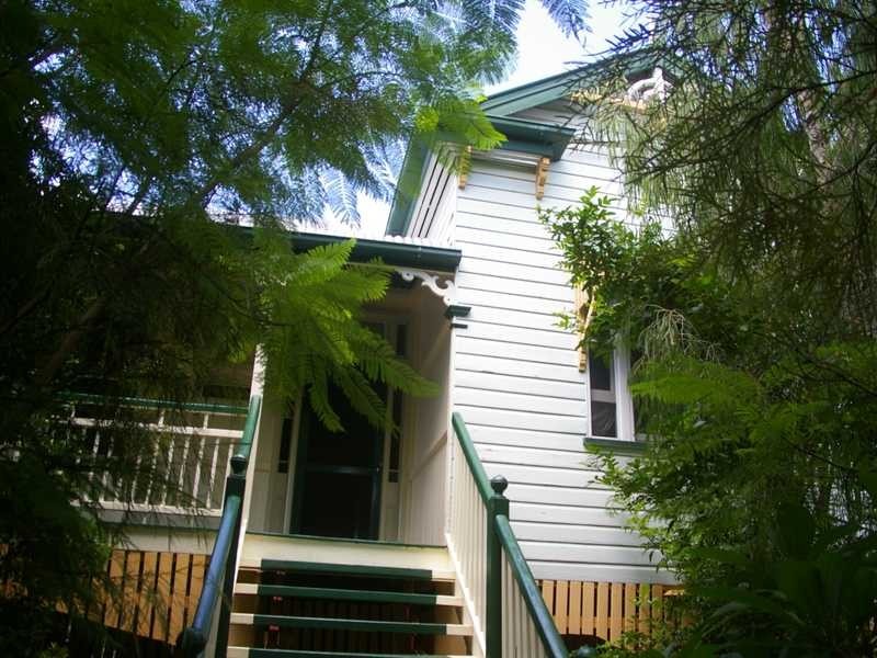5 Sloman Street, Booval QLD 4304