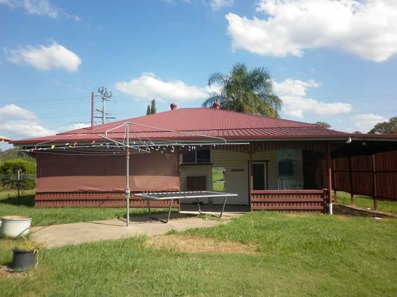 26 Sydney Street, Brassall QLD 4305