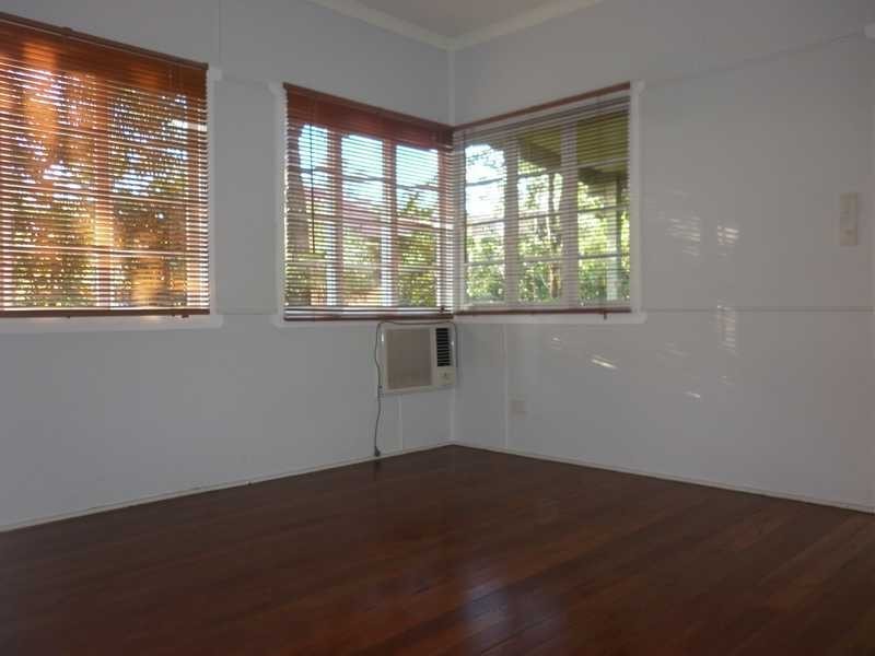 32 Scriven Street, Mount Crosby QLD 4306