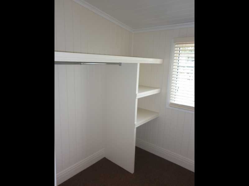 27 Railway Street, Booval QLD 4304