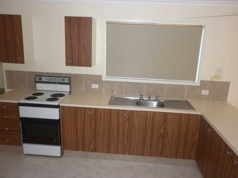 35 Cooinda Street, Eastern Heights QLD 4305