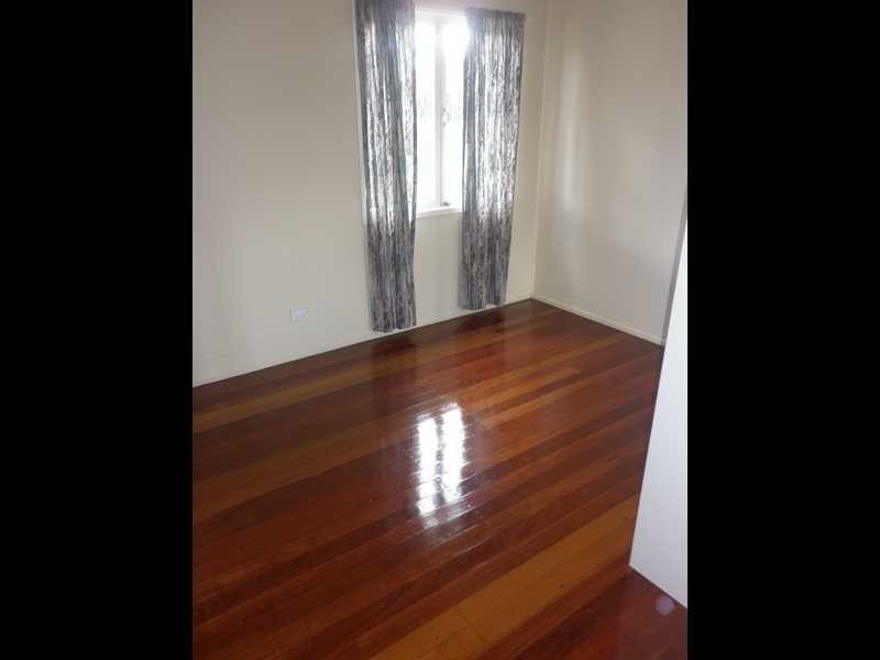 34 Bremer Parade, Basin Pocket QLD 4305