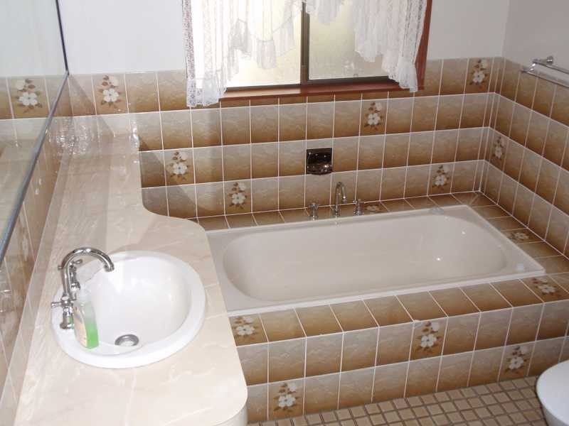 49 Windle Road, Brassall QLD 4305