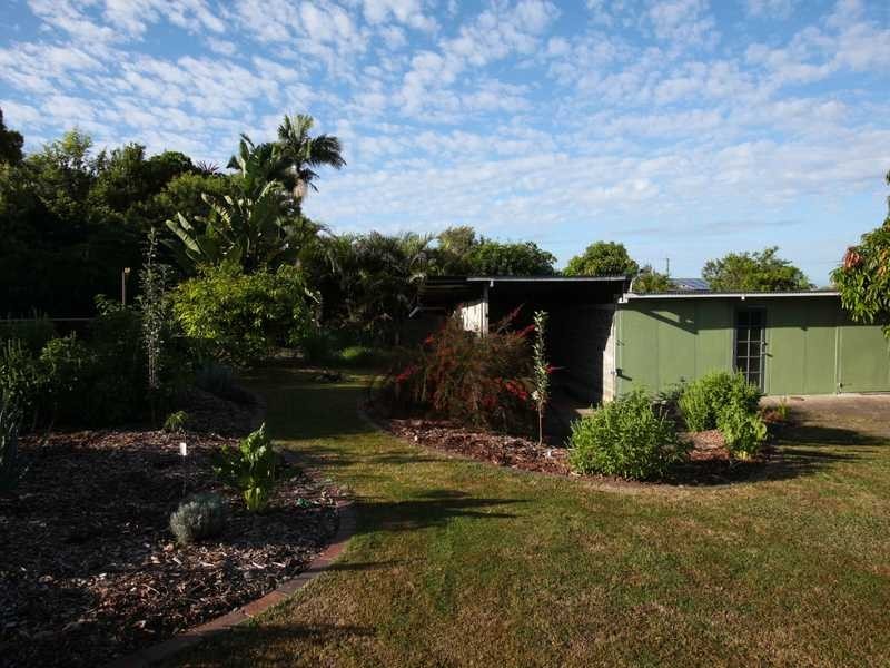 5 Morris Street, Silkstone QLD 4304