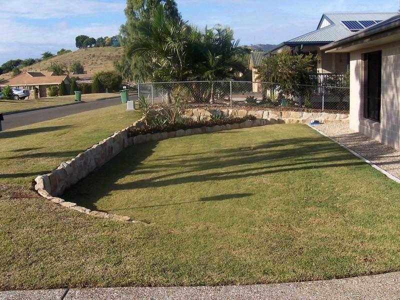 11 Banksia Close, Lowood QLD 4311