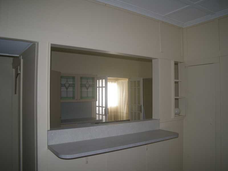 3 North Station Road, North Booval QLD 4304