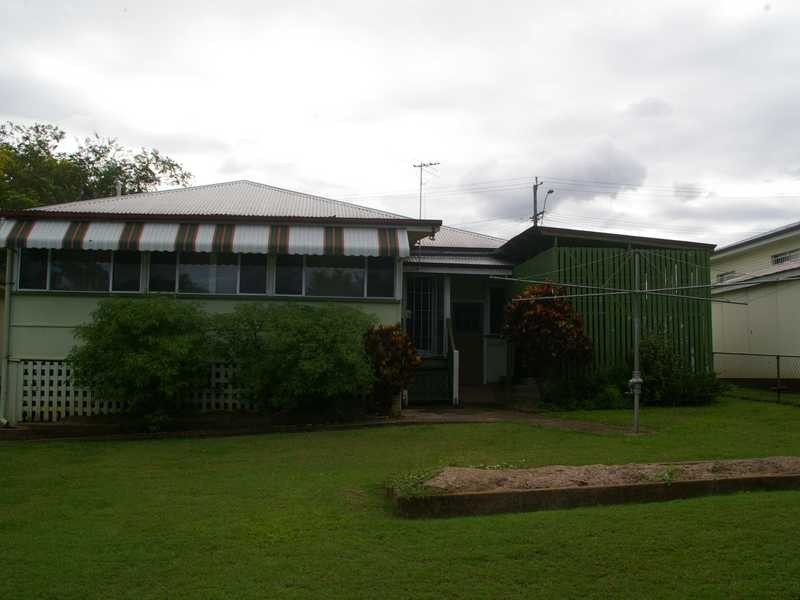 3 North Station Road, North Booval QLD 4304