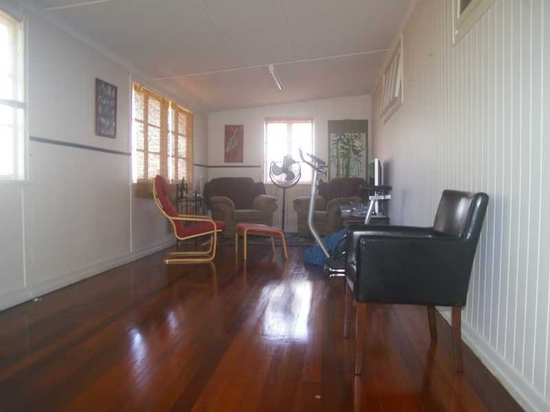 23 McGrath Lane, Booval QLD 4304