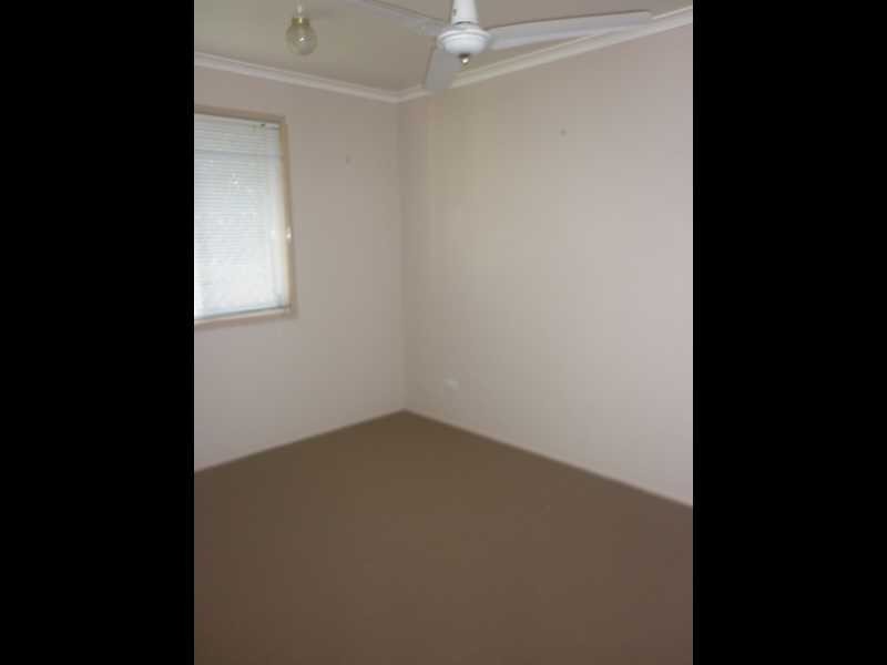 1/1 Brooker Court, Raceview QLD 4305