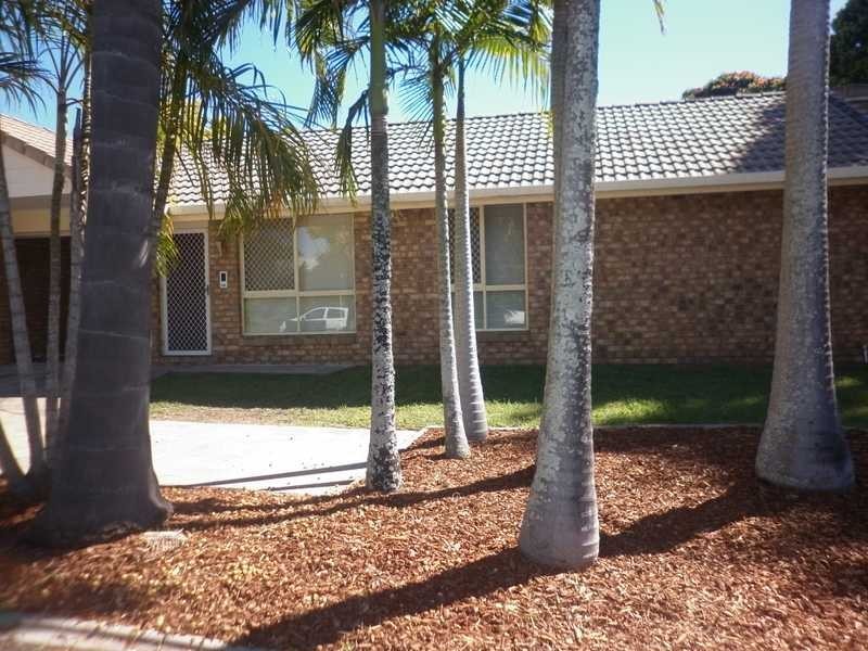 1/1 Brooker Court, Raceview QLD 4305