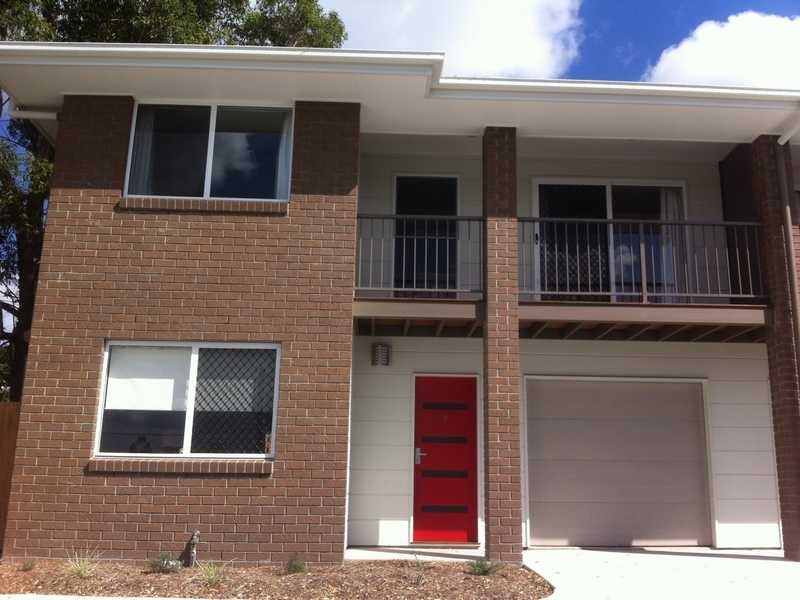 2/6 Denman Street, Leichhardt QLD 4305