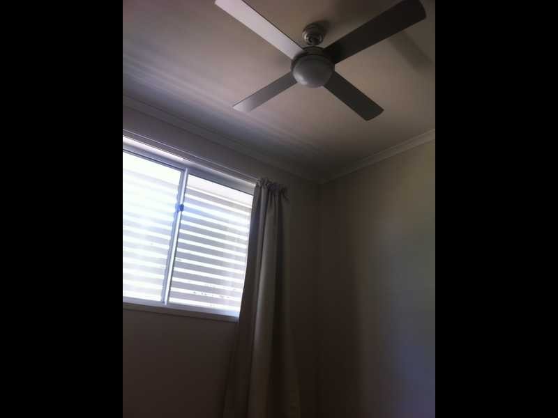 2/6 Denman Street, Leichhardt QLD 4305