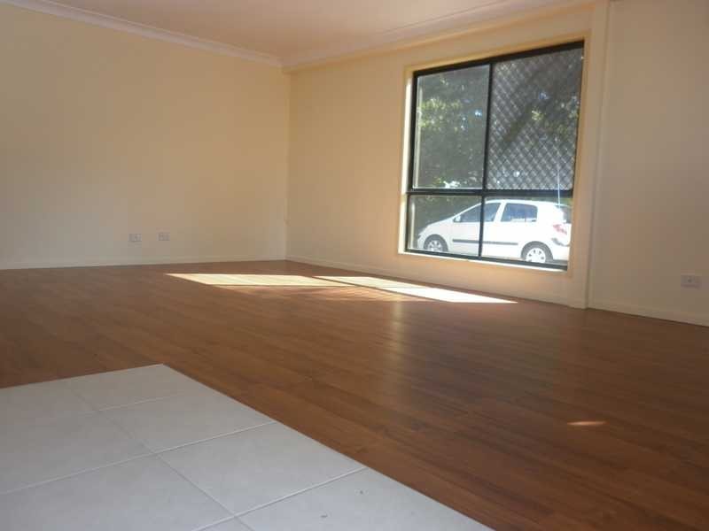 4b Pelican Street, North Ipswich QLD 4305