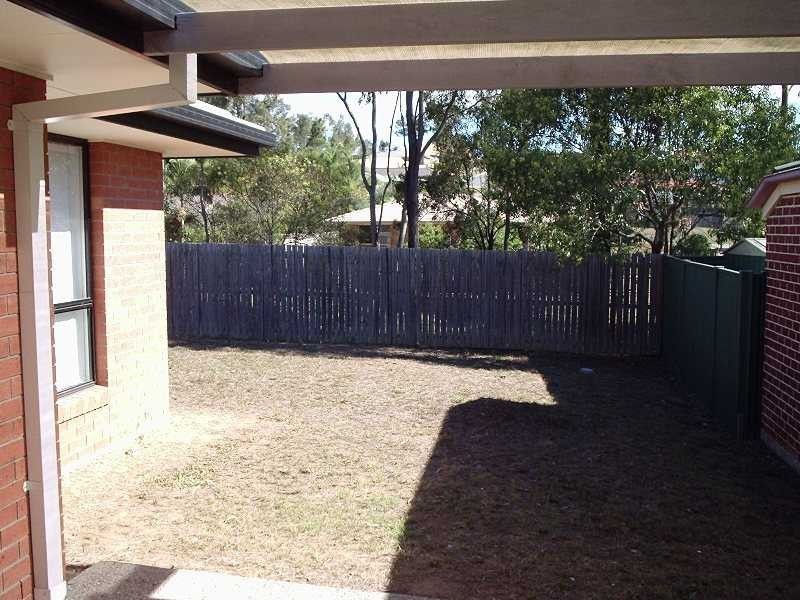 27 Quando Close, Yamanto QLD 4305