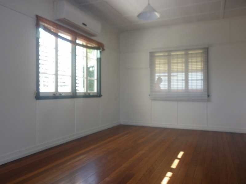 38 Ferret Street, Sadliers Crossing QLD 4305