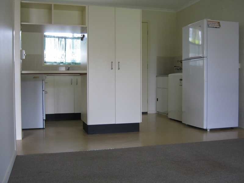 Unit 1/2 Eileen Street, Booval QLD 4304